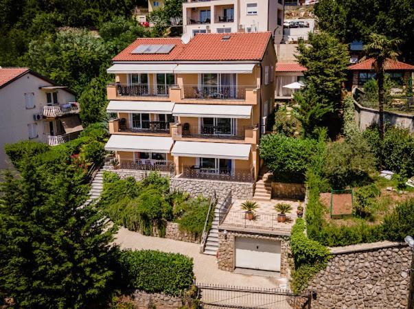 Apartments Villa Slavica Icici Luaran gambar