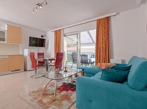 Apartments Villa Slavica Icici Luaran gambar